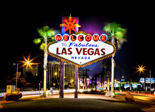 Las Vegas nơi gửi tiền cho cát bụi